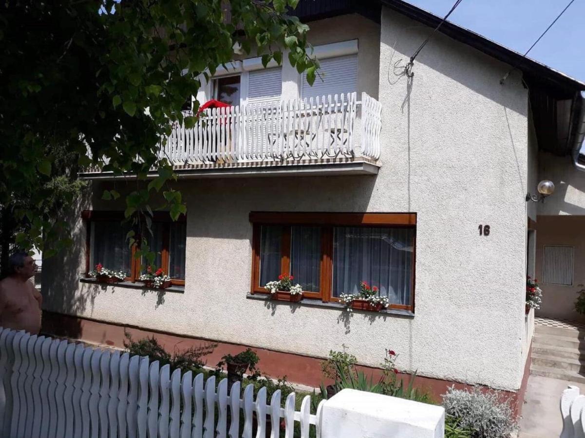 Apartment In Siofok/Balaton 19854 Ngoại thất bức ảnh